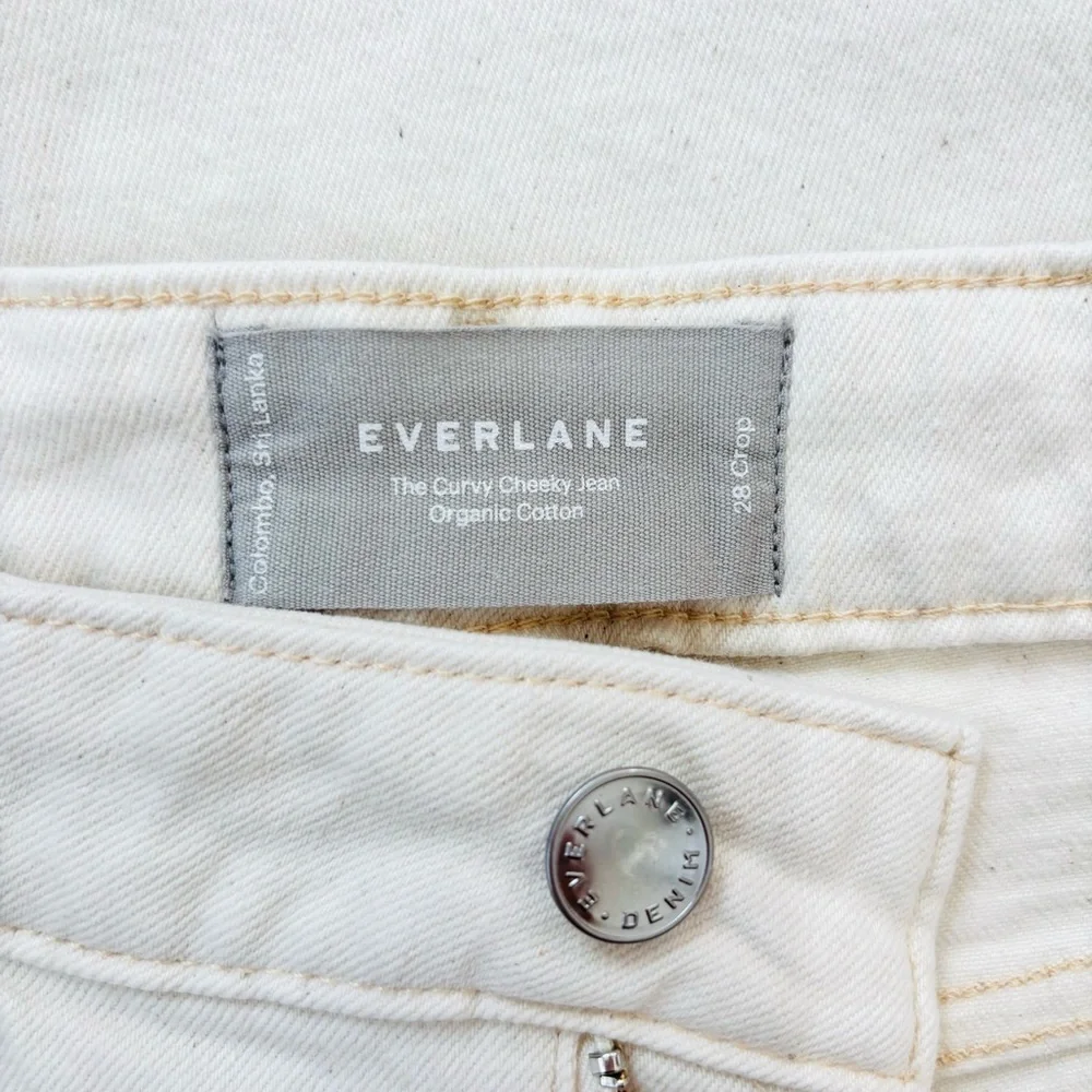 Everlane The Curvy Cheeky Off White Organic Cotton High Rise Crop Jeans size 28